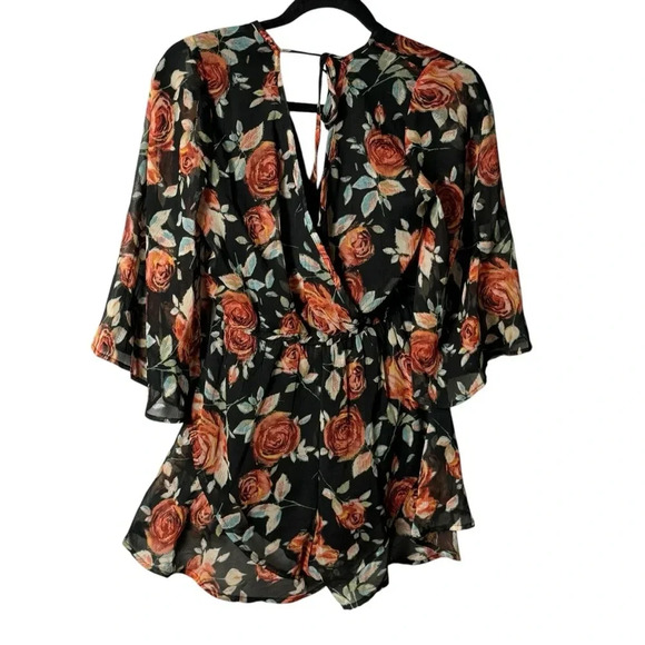 Band of Gypsies Floral Black Coral Romper size Small - Picture 1 of 8